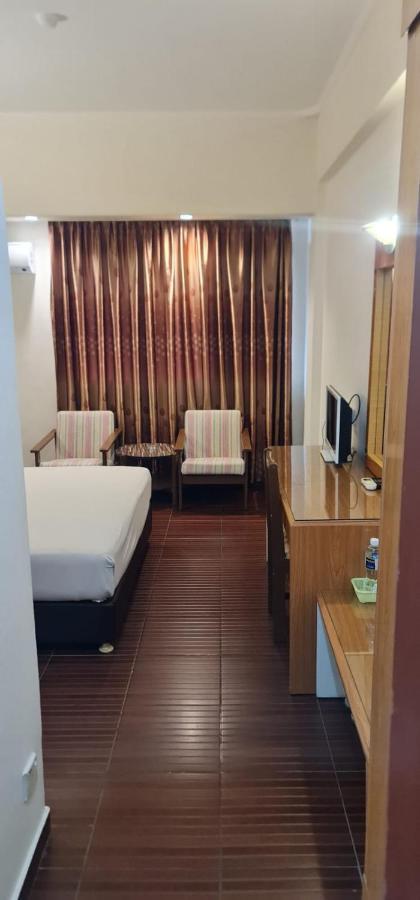 Paradise Hotel ตันจุง ปีนัง ภายนอก รูปภาพ
