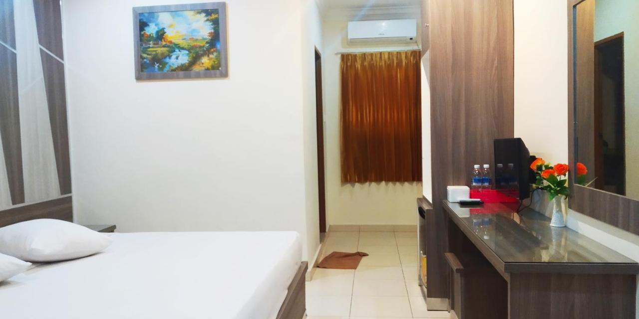 Paradise Hotel ตันจุง ปีนัง ภายนอก รูปภาพ